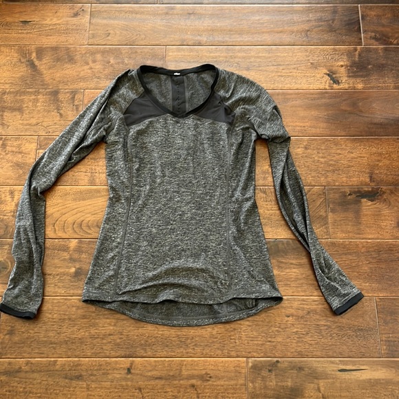lululemon athletica Tops - Lululemon long sleeve